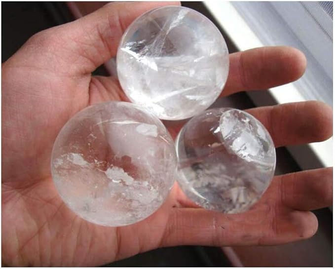 StoneStory Natural Clear Quartz Healing Crystal Sphere Ball for Reiki Balancing Meditation Energy Home and Office Decoration (6.8-7.3cm, White Crystal)