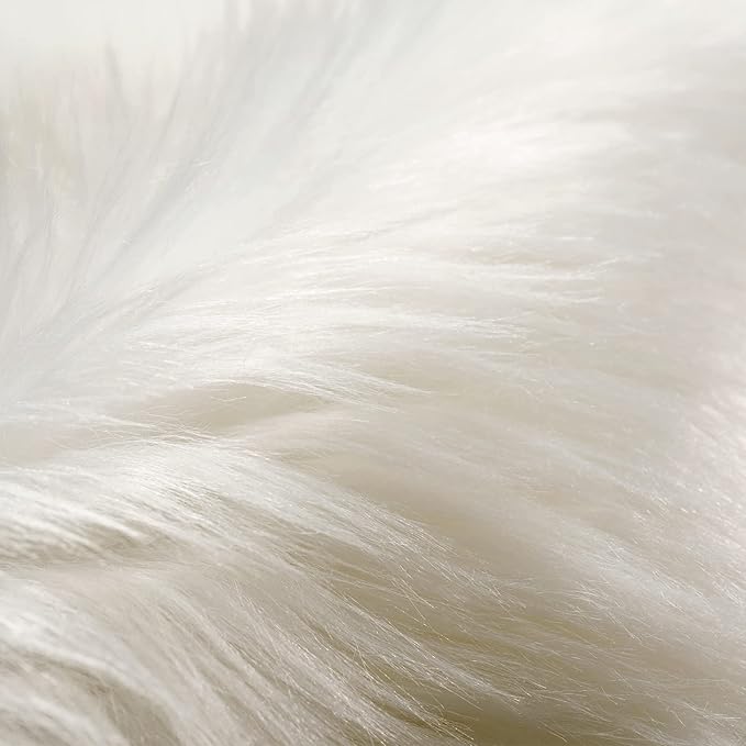 SERISSA Faux Fur Rug - 5x8 Feet, Fluffy Shaggy Area Rug in White - Luxury Fuzzy Sheepskin for Living Room, Bedroom, Nursery Decor