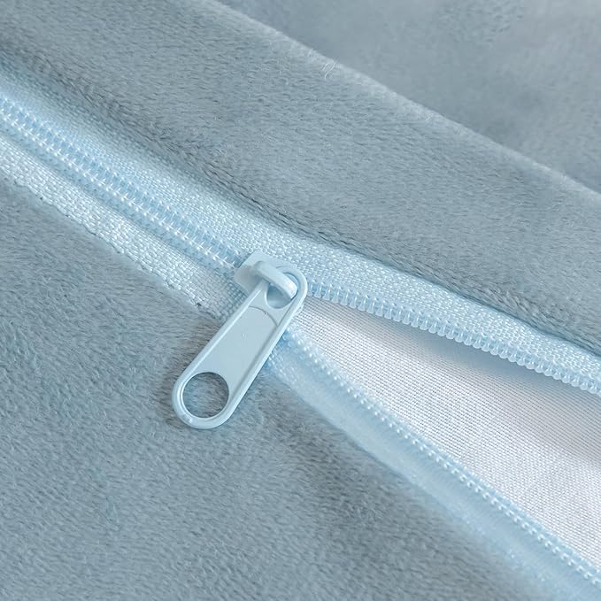 Yaertun Pack of 2 Faux Fur Throw Pillow Covers Decorative Sherpa Boucle Pillow Covers Fuzzy Soft Pillowcases Sheepskin Fleece Cushion Case for Couch Sofa Bed Living Room 20x20 Inch Light Blue