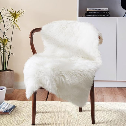 Ciicool Faux Sheepskin Rugs Soft Faux Fur Rug White Fluffy Chair Couch Cover Fuzzy Carpet for Bedroom Floor Sofa Living Room 2x3 Feet