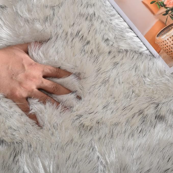 White and Grey Shaggy Round Rugs 6.6ft Large Circle Washable Faux Sheepskin Furry Fur Rugs for Bedroom Living Room Nursery Rug Home Décor