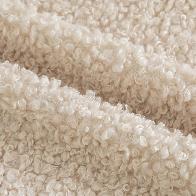 Yaertun Pack of 2 Faux Fur Throw Pillow Covers Decorative Sherpa Boucle Pillow Covers Fuzzy Soft Pillowcases Sheepskin Fleece Cushion Case for Couch Sofa Bed Living Room 22x22 Inch Beige