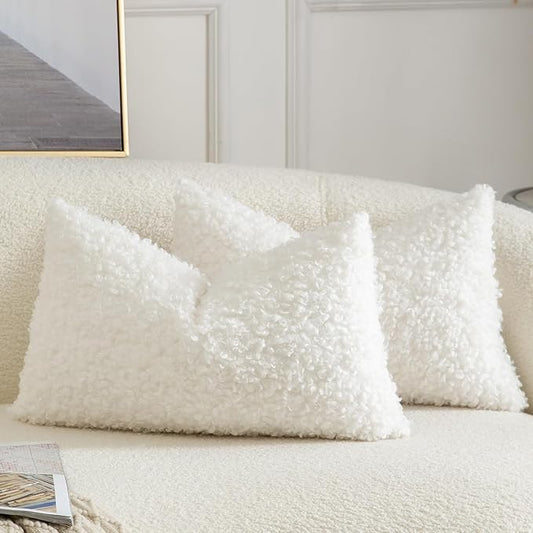 Yaertun Pack of 2 Faux Fur Throw Pillow Covers Decorative Sherpa Boucle Pillow Covers Fuzzy Soft Pillowcases Sheepskin Fleece Cushion Case for Couch Sofa Bed Living Room 12x20 Inch Cream White