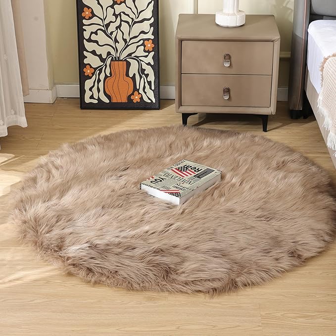 Beige Fuzzy Living Room Washable Area Rug 5ft Round Shag Faux Sheepskin Nursery Rug for Bedroom Teen Room Home Decor Soft Fluffy Circle Carpet