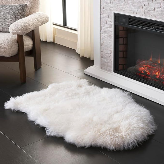 SAFAVIEH Sheep Skin Collection Accent Rug - 2' x 3', Natural & White, Handmade Rustic Glam Genuine Pelt, 3.4-inch Thick Ideal for High Traffic Areas in Entryway, Living Room, Bedroom (SHS211A)