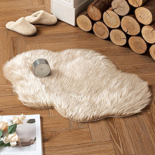 MIULEE Fluffy Rug Soft Shaggy Faux Fur Area Rug Luxury Plush Cloud Shape Carpet for Bedroom Living Room Sofa Chair 2 x 3 Feet, Beige