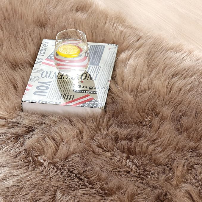 Beige Round Rugs 6ft Fuzzy Faux Sheepskin Washable Fluffy Fur Area Rugs for Bedroom Large Circle Nursery Living Room Shag Rug