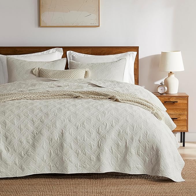 WDCOZY 100% Cotton King Size Quilt Set - Beige Pre-Washed Soft Lightweight Modern Bedspread, Farmhouse Country Rustic Coverlet, Textured Like Linen, Shabby Chic Gauze Bedding, 3 Pieces