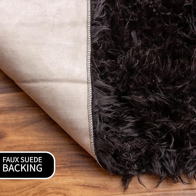 Super Area Rugs Ultra Soft & Fluffy Faux Sheepskin Rug, Black 3 x 3 Feet Round Carpet for Bedroom Living Room