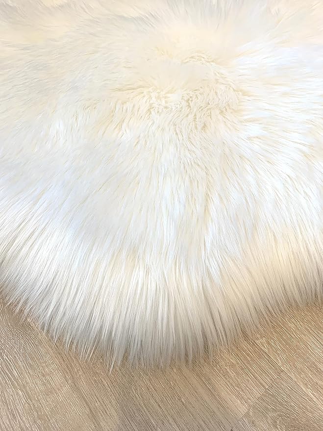 LAMBZY Faux Sheepskin Super Soft Hypoallergenic Silky Shag Rug for Living Room, Kids Room, Sofa (Duo Decto 12 Pelts 6'x12', White)
