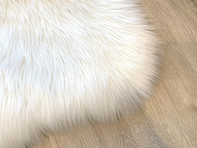LAMBZY Faux Sheepskin Super Soft Hypoallergenic Silky Shag Rug for Living Room, Kids Room, Sofa (Duo Decto 12 Pelts 6'x12', White)