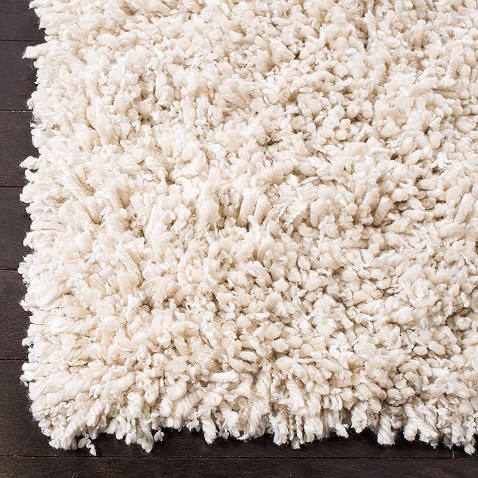SAFAVIEH Sheep Shag Collection 4' x 6' Ivory SSG212A Handmade 1-inch Thick Area Rug