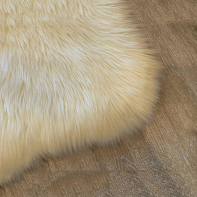 LAMBZY High Pile Super Soft Faux Sheepskin Rug (12'x15, Cream)
