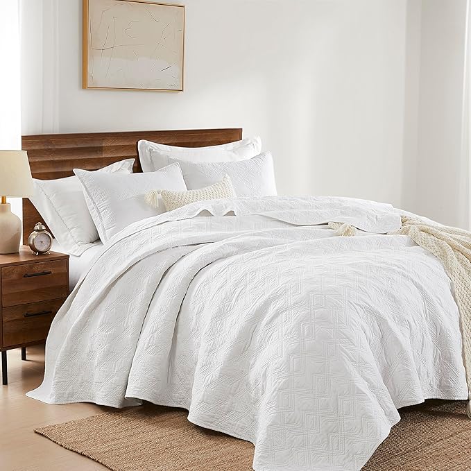 WDCOZY 100% Cotton Queen Size Quilt Set - White Pre-Washed Soft Lightweight Modern Bedspread, Farmhouse Country Rustic Coverlet, Textured Like Linen, Shabby Chic Gauze Bedding, 3 Pieces