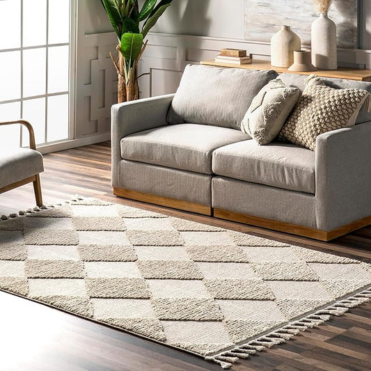 Nuloom Marissa Beige/Ivory, 8' Round, Diamond, Tassel, Soft and Cozy, High Traffic, Stain Resistant, Easy Clean, Durable Area Rug for Bedroom, Living Room, Dining Space, Den, Foyer, Entryway