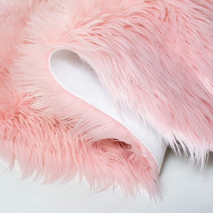 SAFAVIEH Faux Sheep Skin Collection 5' x 7' Pink FSS235G Silken Glam 2.35-inch Thick Area Rug