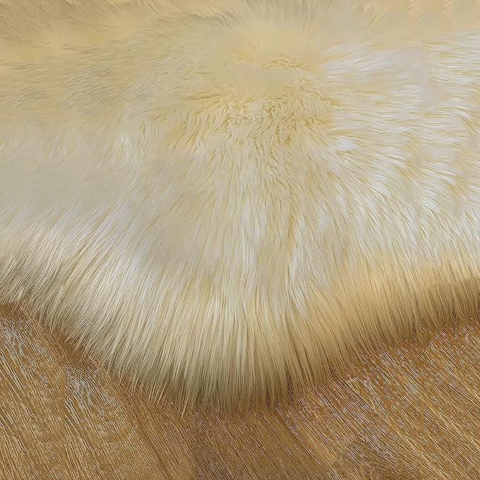LAMBZY High Pile Super Soft Faux Sheepskin Rug (10'x13', Cream)