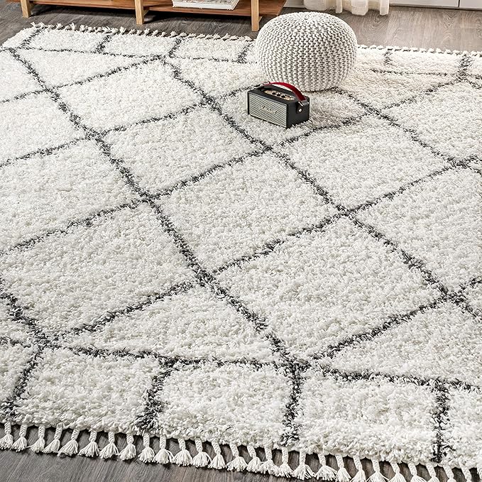 JONATHAN Y Mercer Shag Plush Tassel Ivory/Gray Indoor Area Rug, 5x8, Moroccan Geometric Trellis, Easy-Cleaning for Living Room, Bedroom, Kitchen, Pet Friendly, Non-Shedding (MCR101B-5)