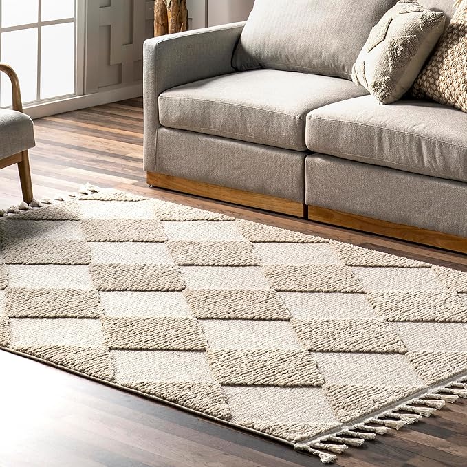 Nuloom Marissa Beige/Ivory, 2'8" x 8', Diamond, Tassel, Soft and Cozy, High Traffic, Stain Resistant, Easy Clean, Durable Runner for Bedroom, Living Room, Dining Space, Den, Foyer, Entryway